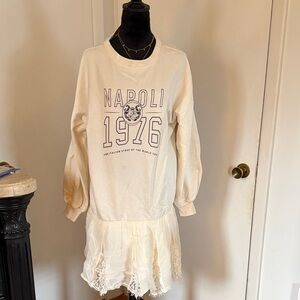 Pilcro Cream Pullover Sweatshirt - Size M